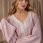 Caftan Rose Élégant aux Finitions Délicates - Ladmana