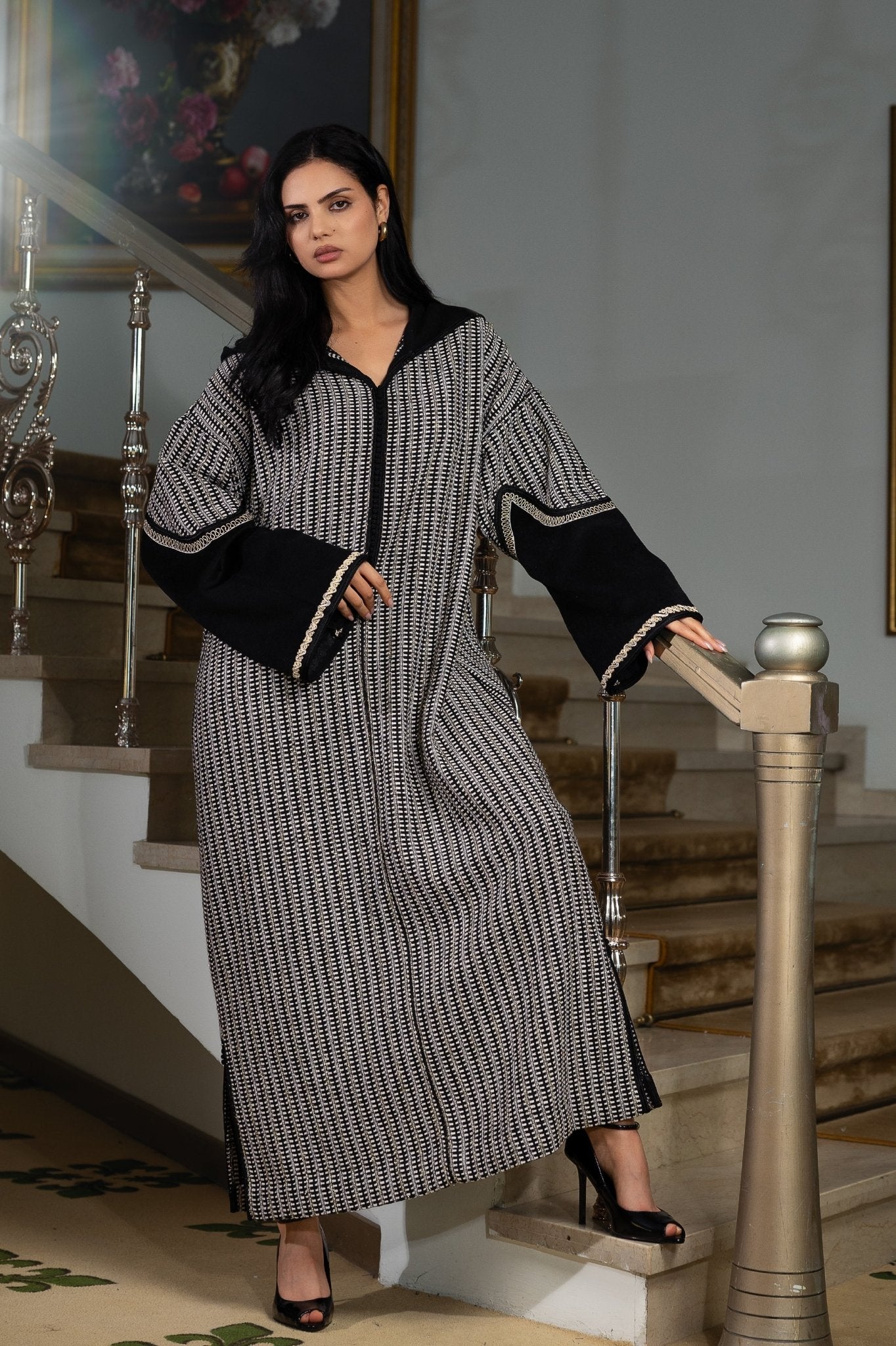 Jellaba Noir et Blanc à Motifs Géométriques - Ladmana